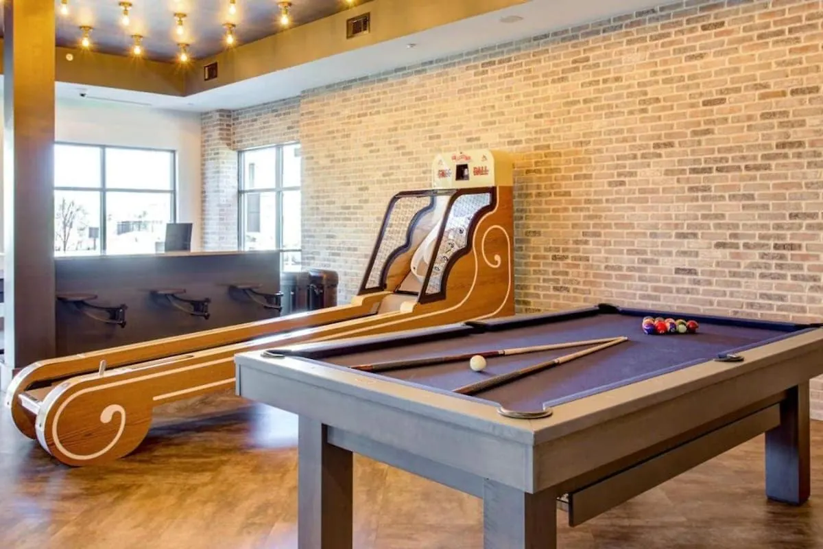 Apartment Luxurious 1Br Suite In Waverly Charlotte!