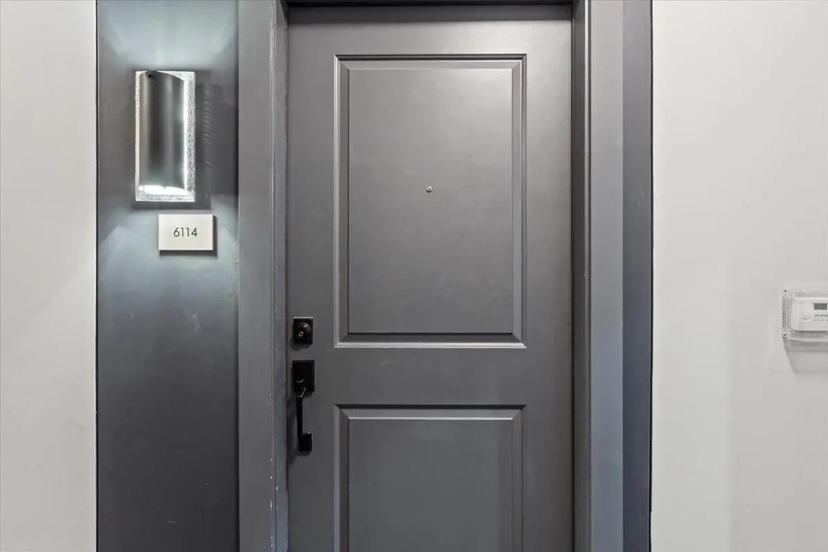 Luxurious 1Br Suite In Waverly Charlotte! 0*, Charlotte